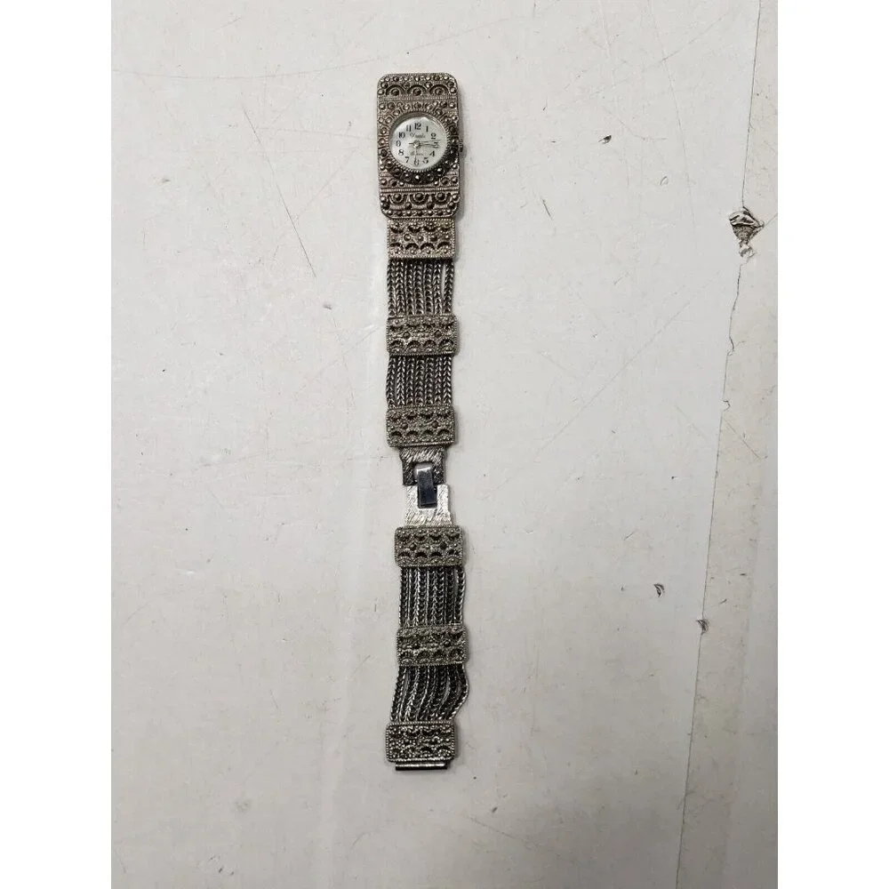 Mixed Lot Of 16 Watches Fly X, Isaac Mizrahi Live, Geneva, Studio, Fossil